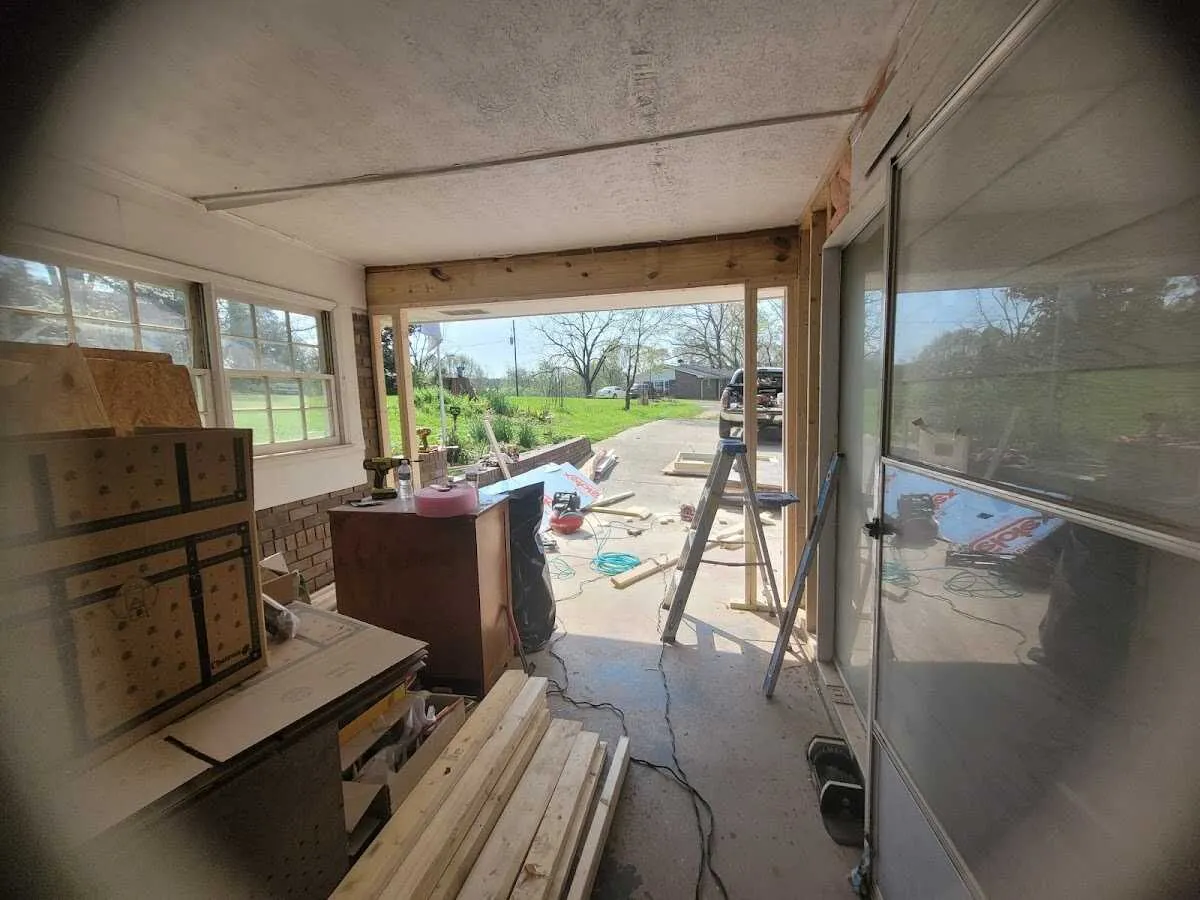 Air movers and dehumidifier for Drying & Dehumidification in Oroville East